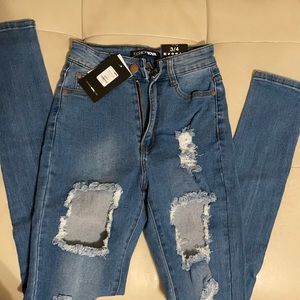 NWT!! high waisted ripped ripped jeans